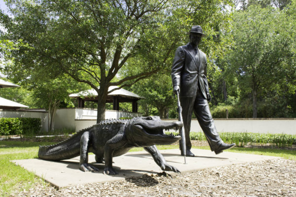 Susie Chisholm and Darrell Davis, 
Compass Rose Park - 4 St. Augustine Place